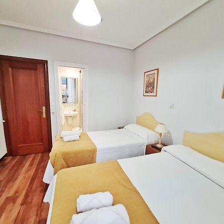 Pension San Lorenzo Сан-Себастьян Номер фото