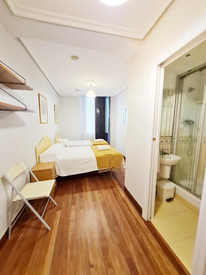 Pension San Lorenzo Сан-Себастьян Номер фото